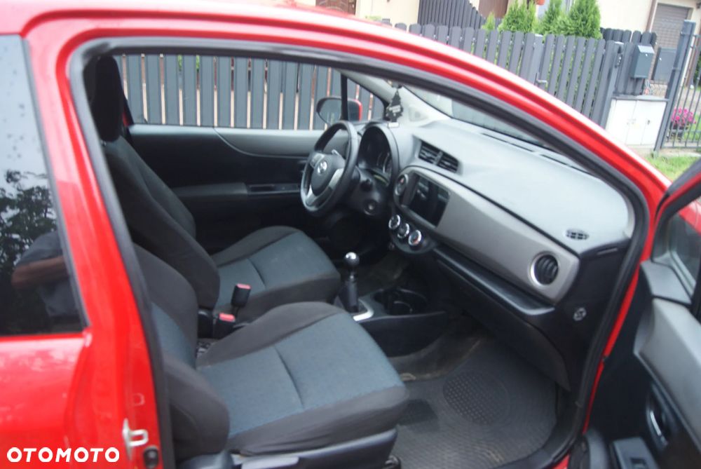 Toyota Yaris 1.0 Luna EU5 - 7