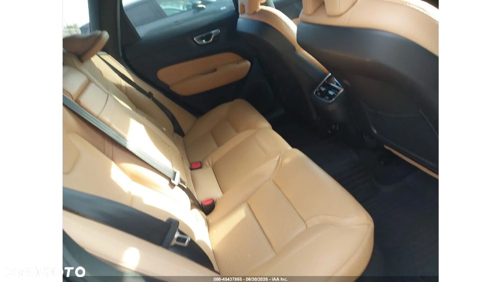 Volvo XC 60 T6 AWD Inscription - 12