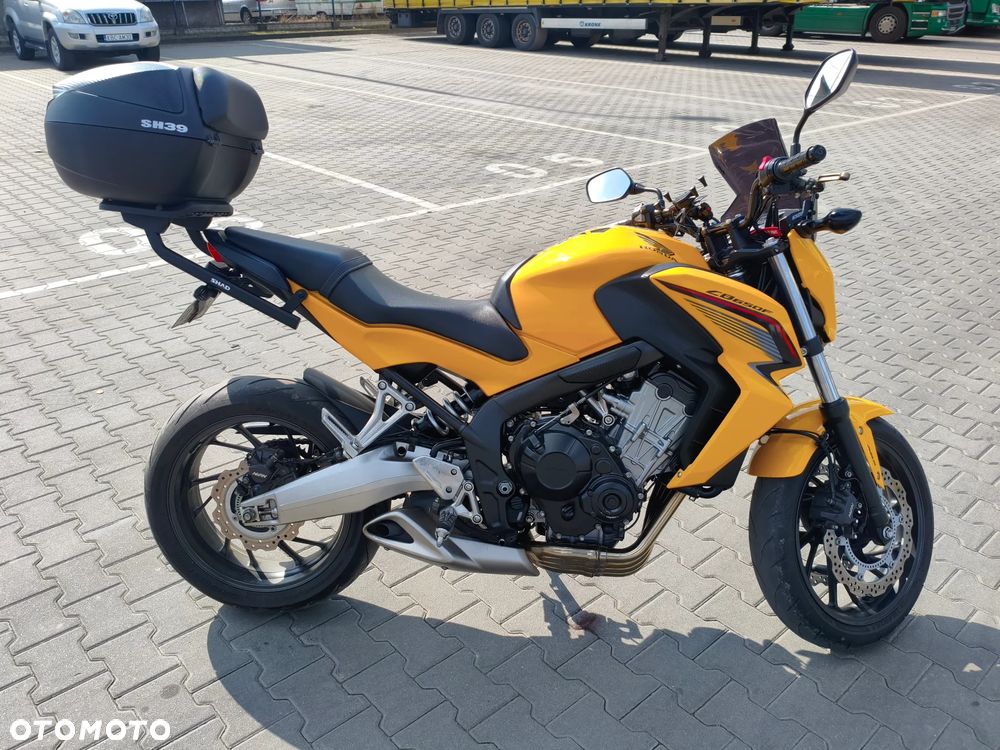 Honda CB - 2