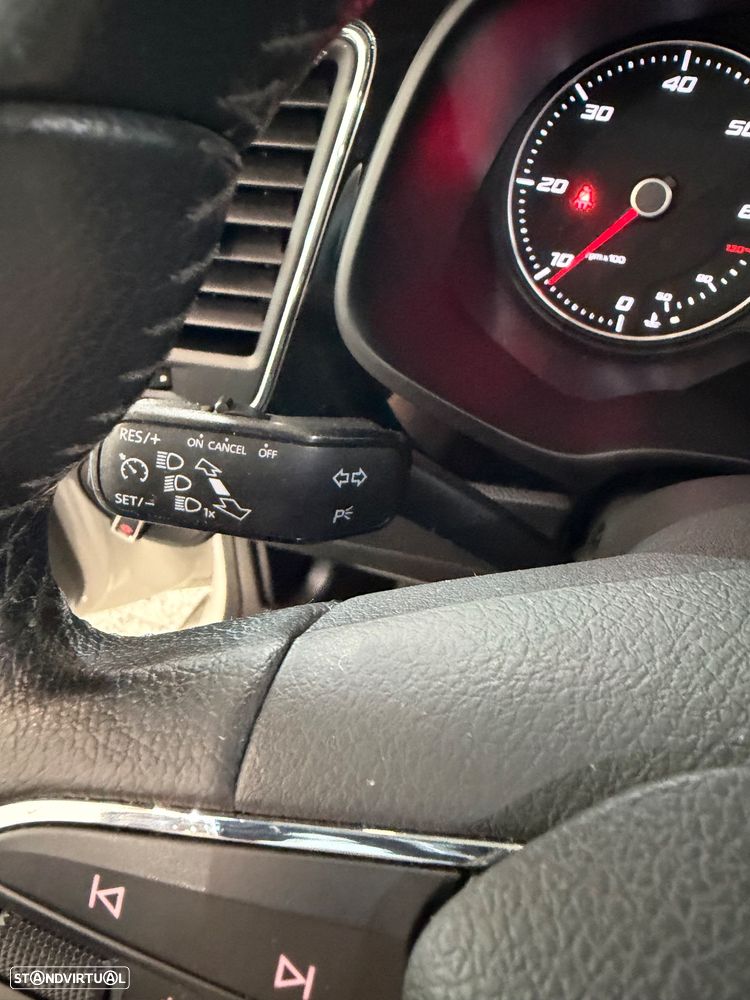 SEAT Leon ST 1.6 TDI Reference Ecomotive - 12