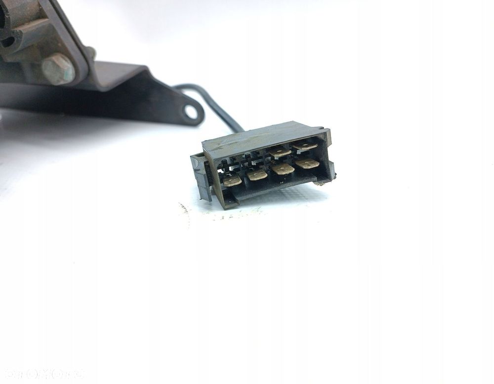 POTENCJOMETR GAZU MERCEDES 814 817 A0002900201 - 3