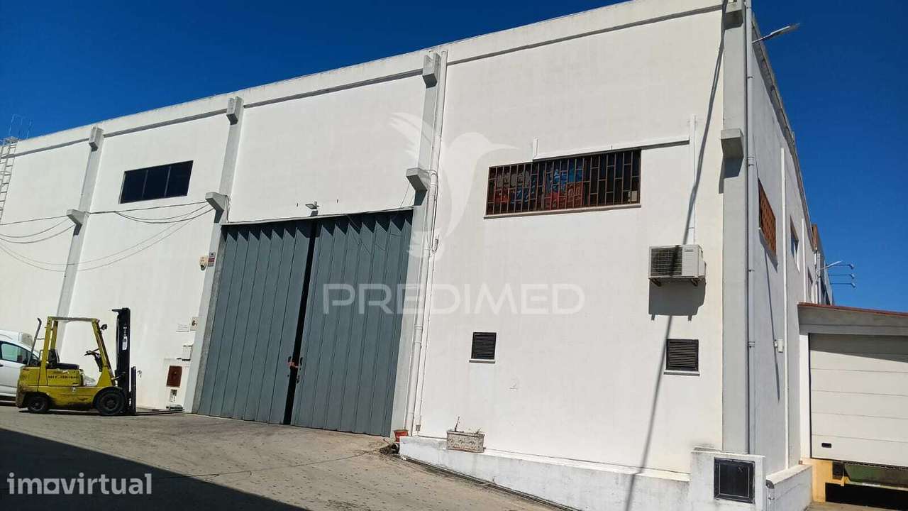 Vender armazém excelente localização em Sintra - Grande imagem: 2/13