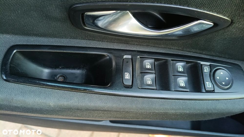 Renault Megane 1.5 dCi Authentique - 12