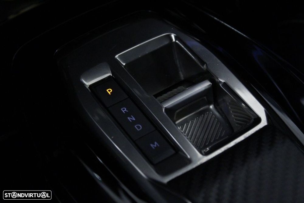 Peugeot 2008 1.5 BlueHDi GT Line EAT8 - 32