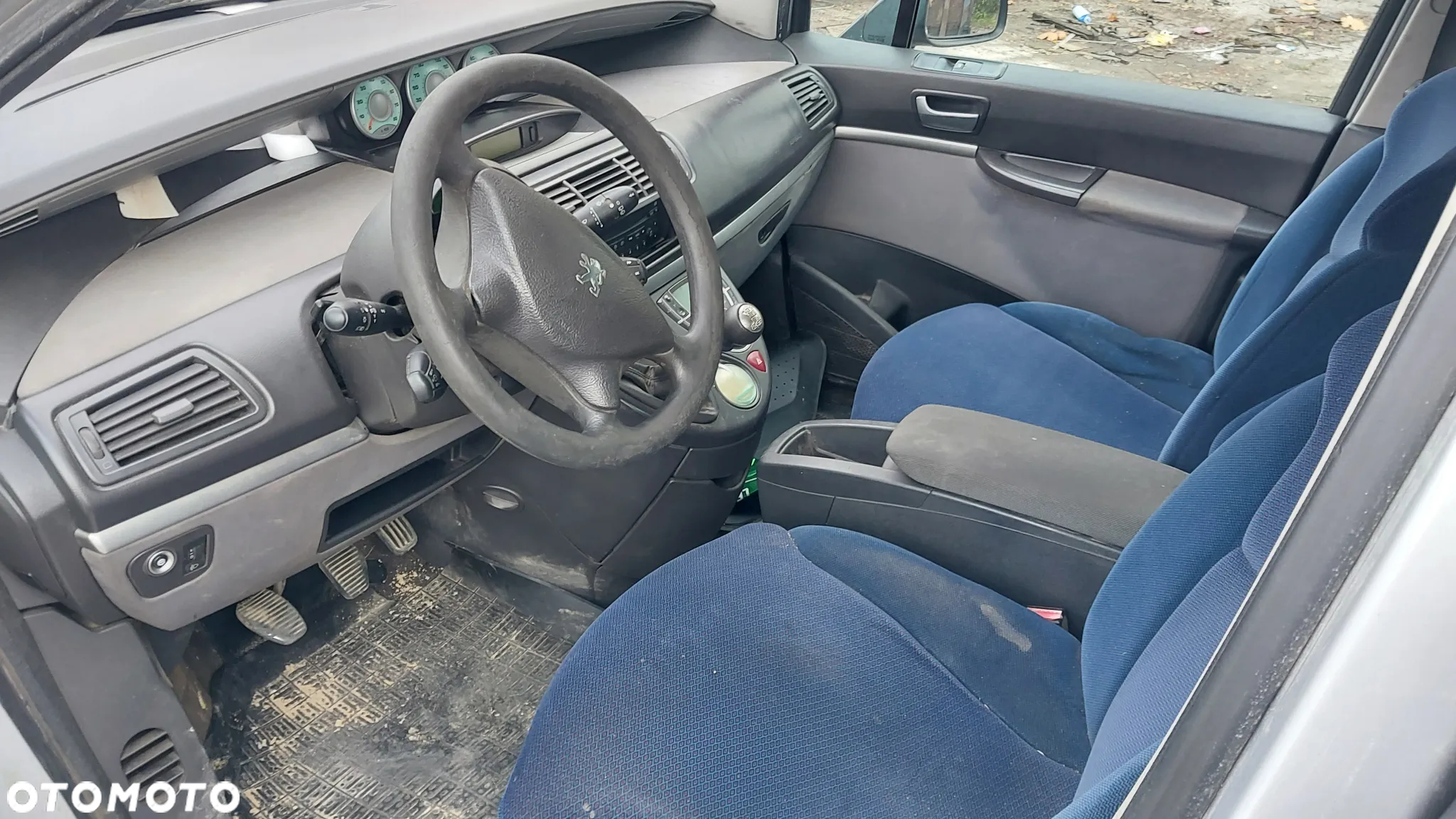 Peugeot 807 Citroen C8 Fiat Ulysse Lancia Phedra silnik 2.0 16v RFN skrzynia biegów przepustnica fotel fotele schowek deska rozdzielcza dach panorama drzwi klapa maska zderzak felgi NA CZĘŚCI - 11
