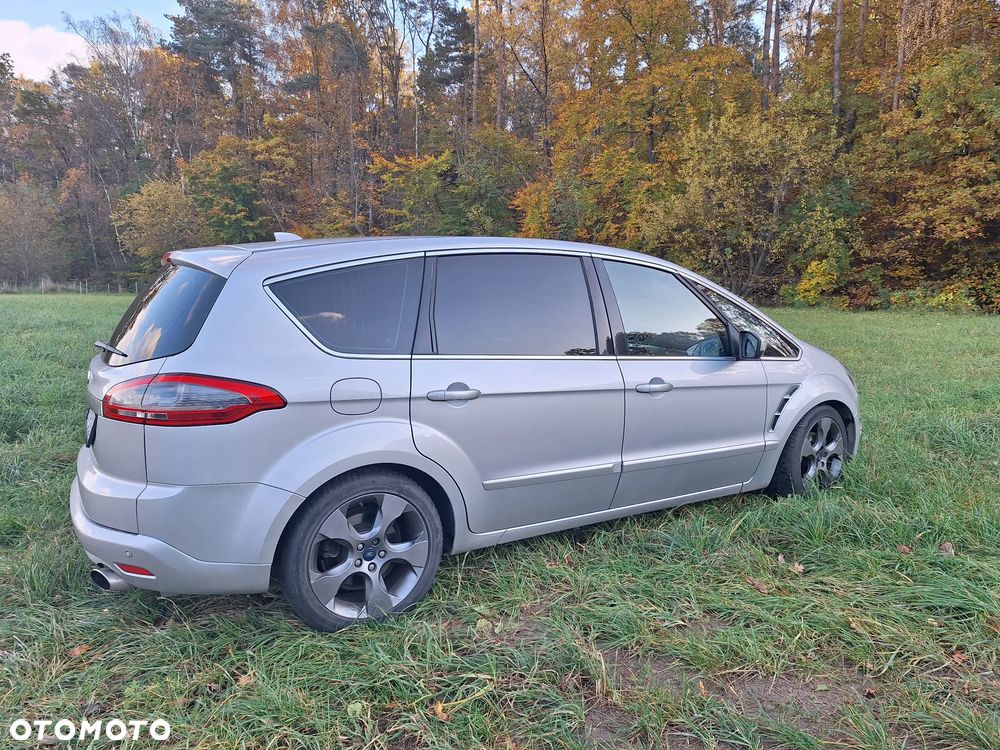 Ford S-Max - 10