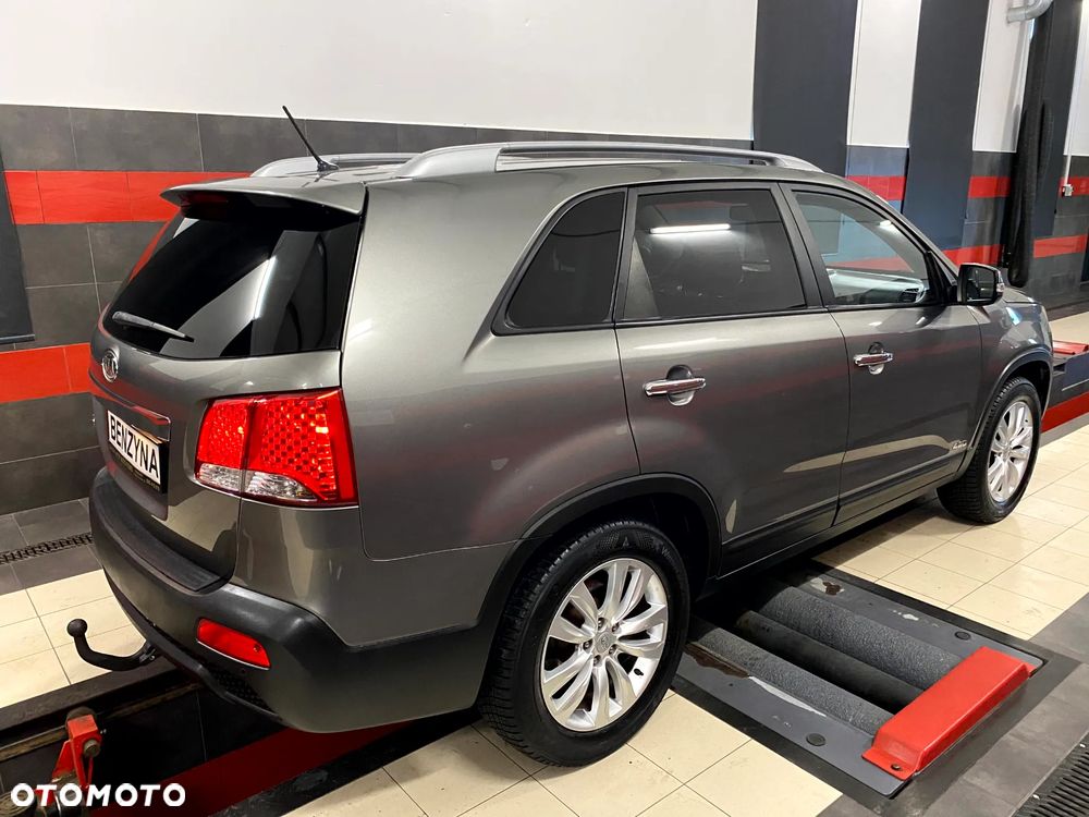 Kia Sorento 2.4 CVVT Attract - 10