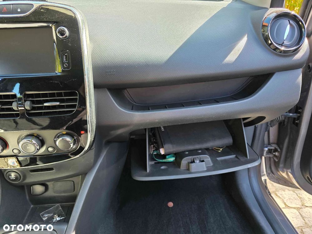 Renault Clio - 18