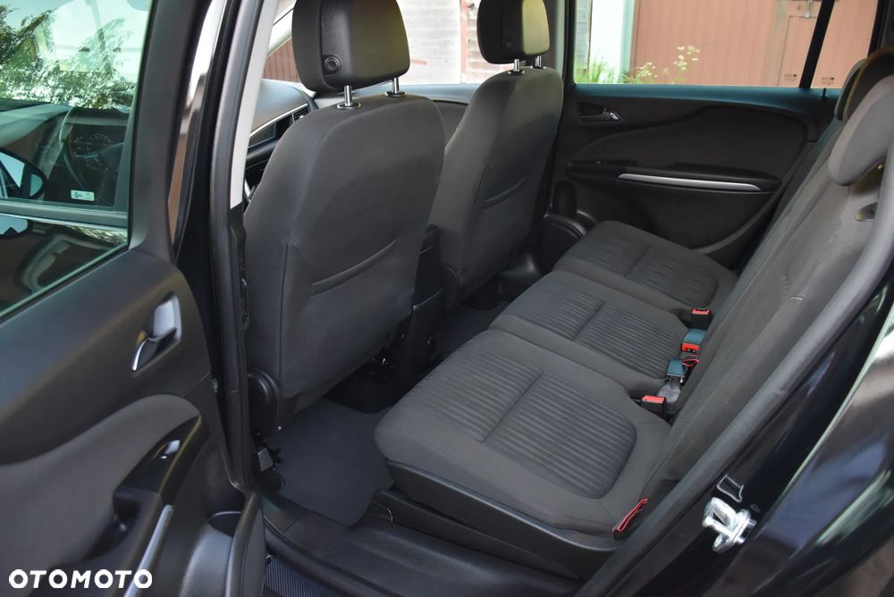 Opel Zafira 1.4 Turbo (ecoFLEX) Start/Stop Innovation - 25