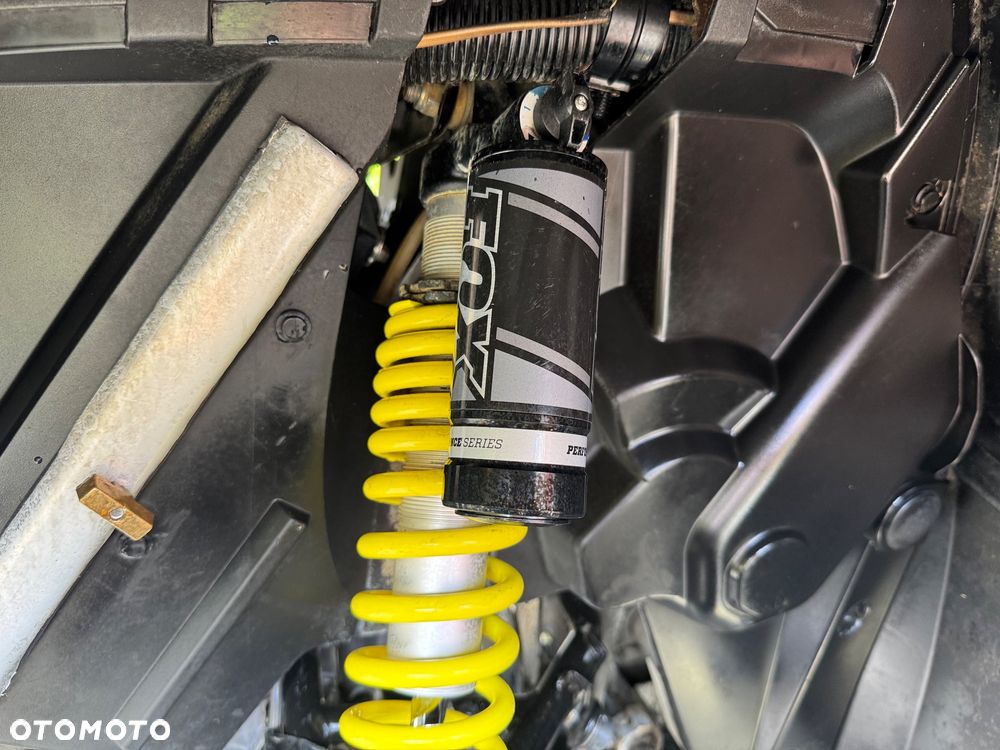 Can-Am Outlander Max - 8