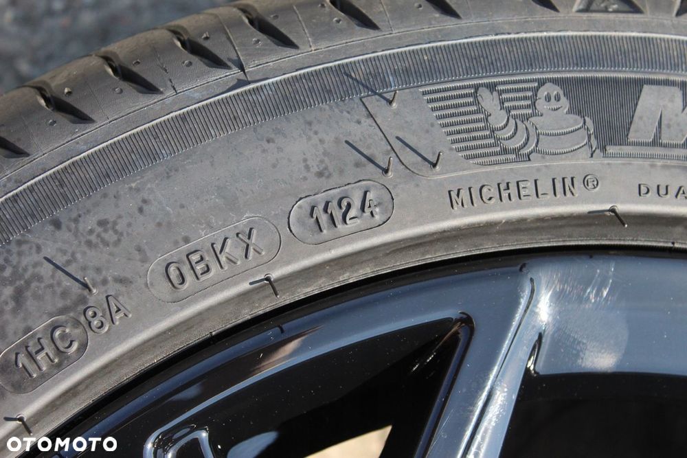 ORYG OPEL ASTRA L 17cali 5x108 ET44 MICHELIN 225/45 - 15