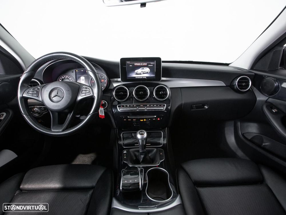 Mercedes-Benz C 200 - 6
