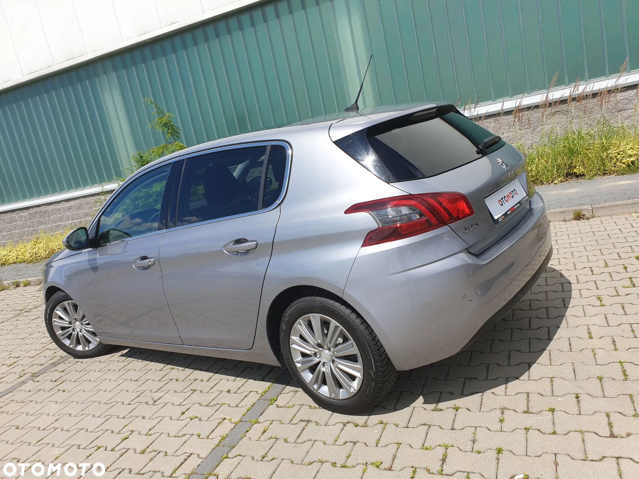 Peugeot 308 1.2 PureTech Allure S&S EAT6 - 12