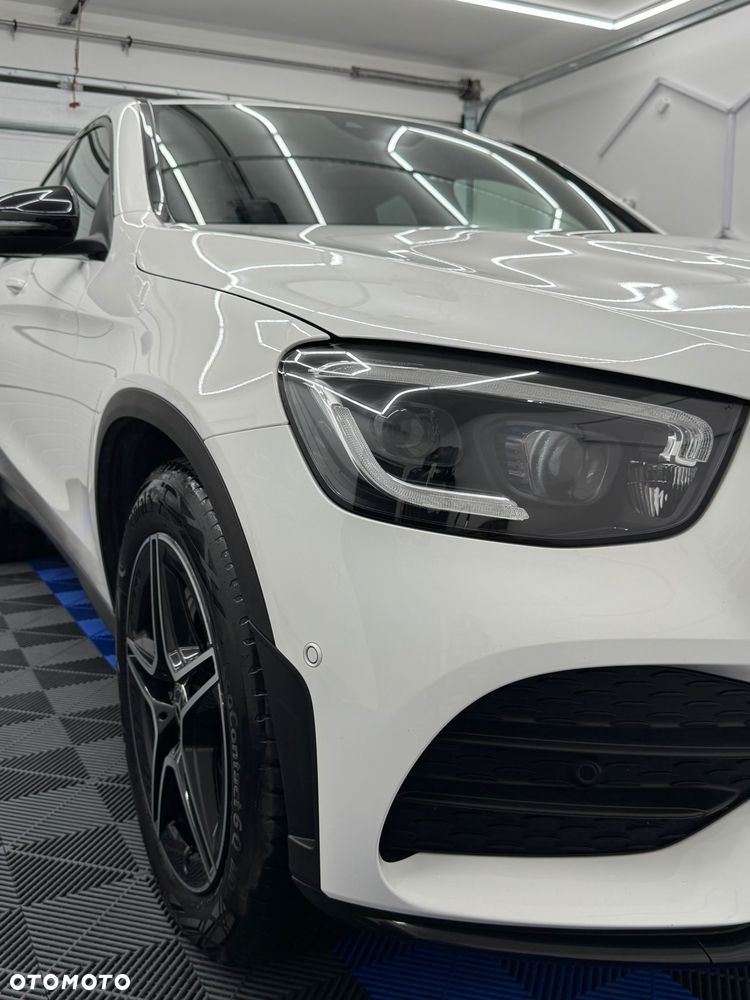 Mercedes-Benz GLC 300 4Matic 9G-TRONIC AMG Line Plus - 6