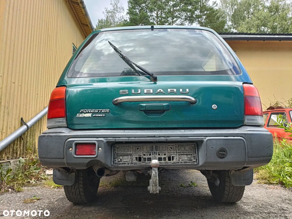 SUBARU FORESTER I 97-00 1999 r. zderzak tył tylny *