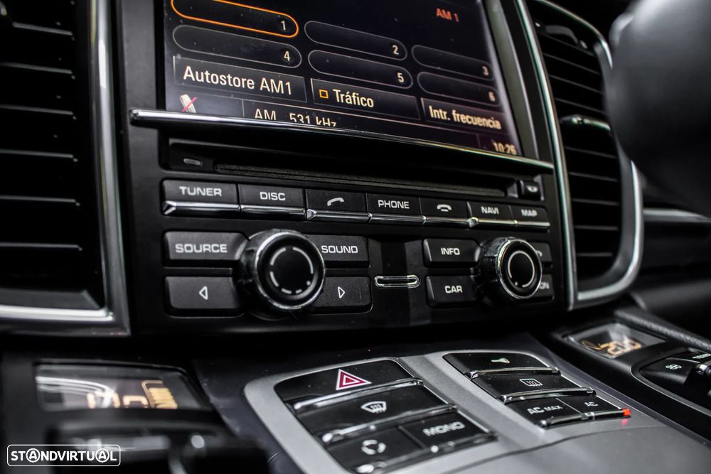 Porsche Panamera Platinum Edition - 29