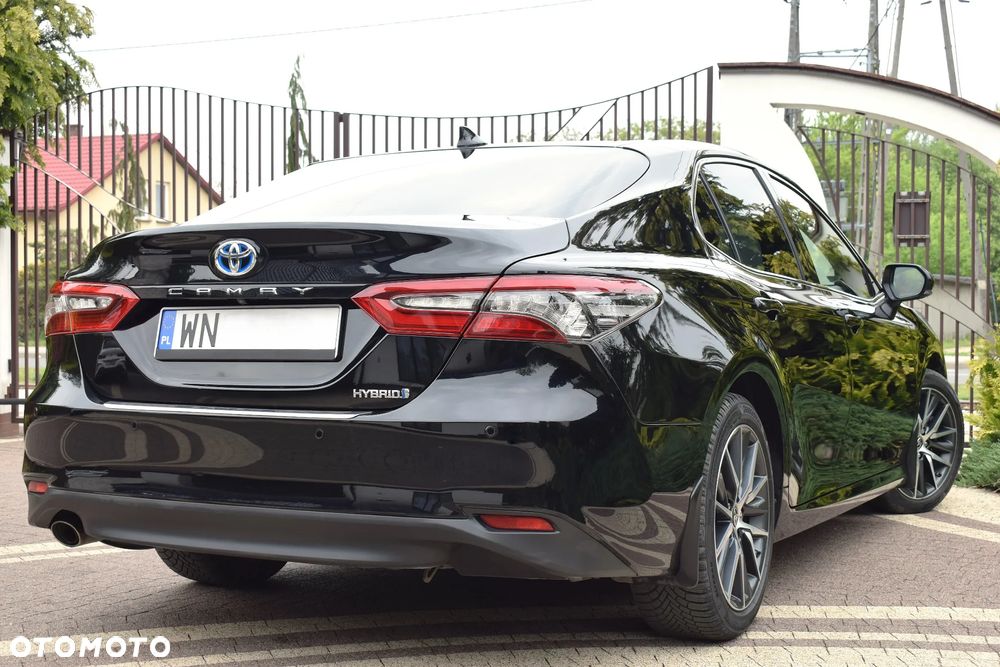 Toyota Camry 2.5 Hybrid Executive CVT - 14