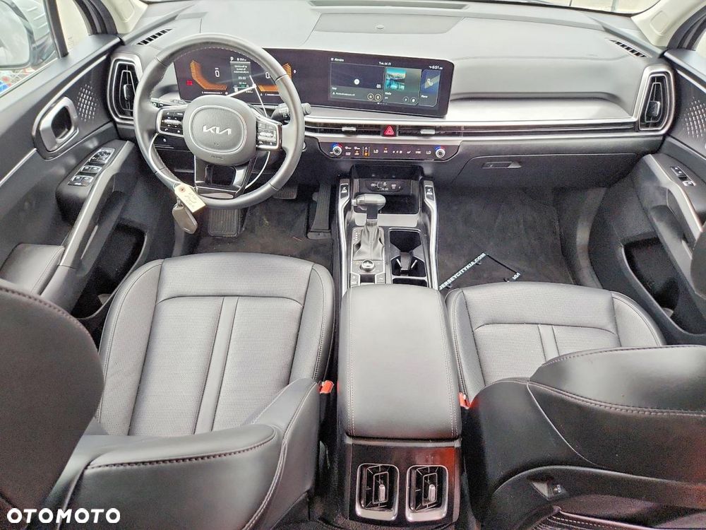 Kia Sorento - 8