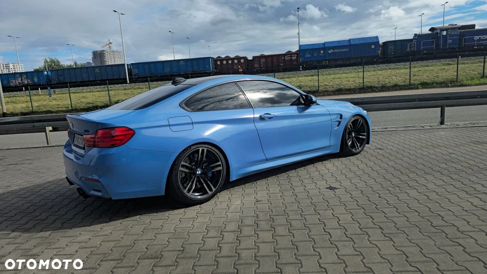 BMW M4 - 9