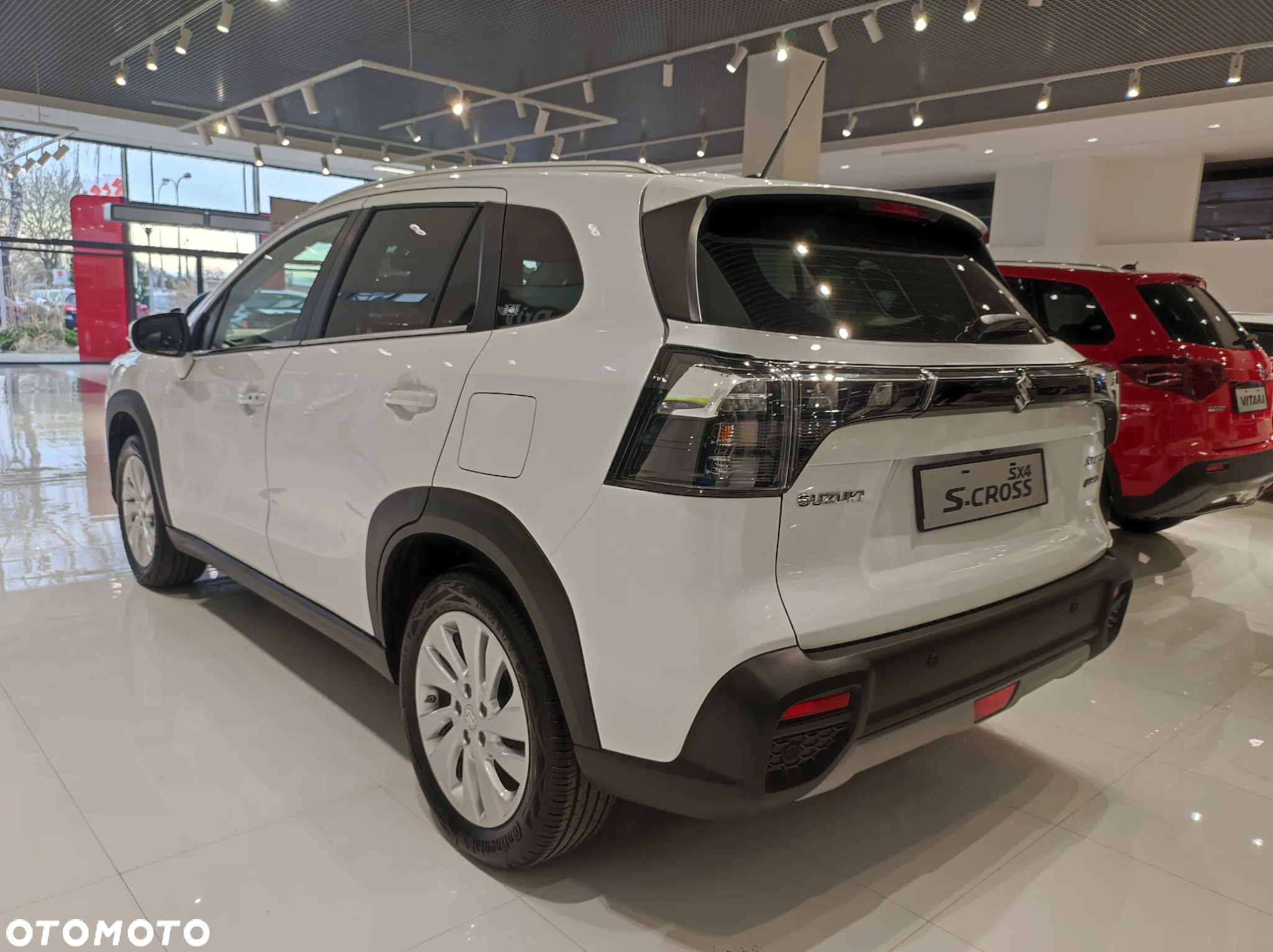 Suzuki SX4 S-Cross 1.5 DualJet Hybrid Premium AGS - 8