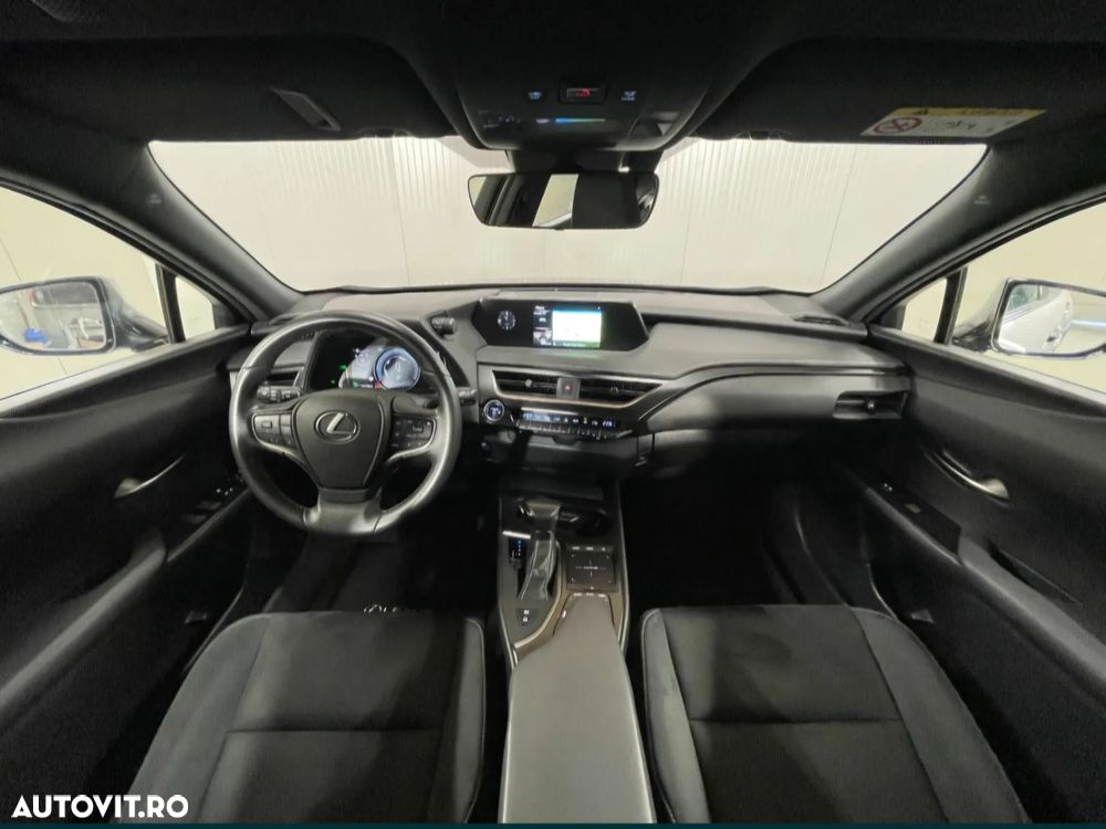 Lexus UX 250h Style+ Edition - 19