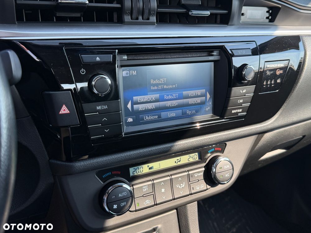 Toyota Corolla 1.6 Comfort - 17
