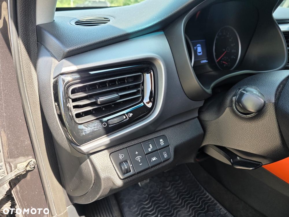 Kia Stonic 1.0 T-GDI OPF Platinum Edition - 3