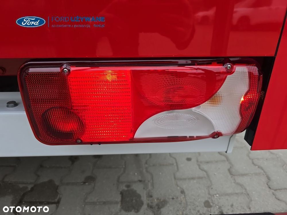 Mercedes-Benz Sprinter - 9