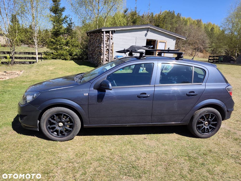 Opel Astra 1.7 CDTI - 11