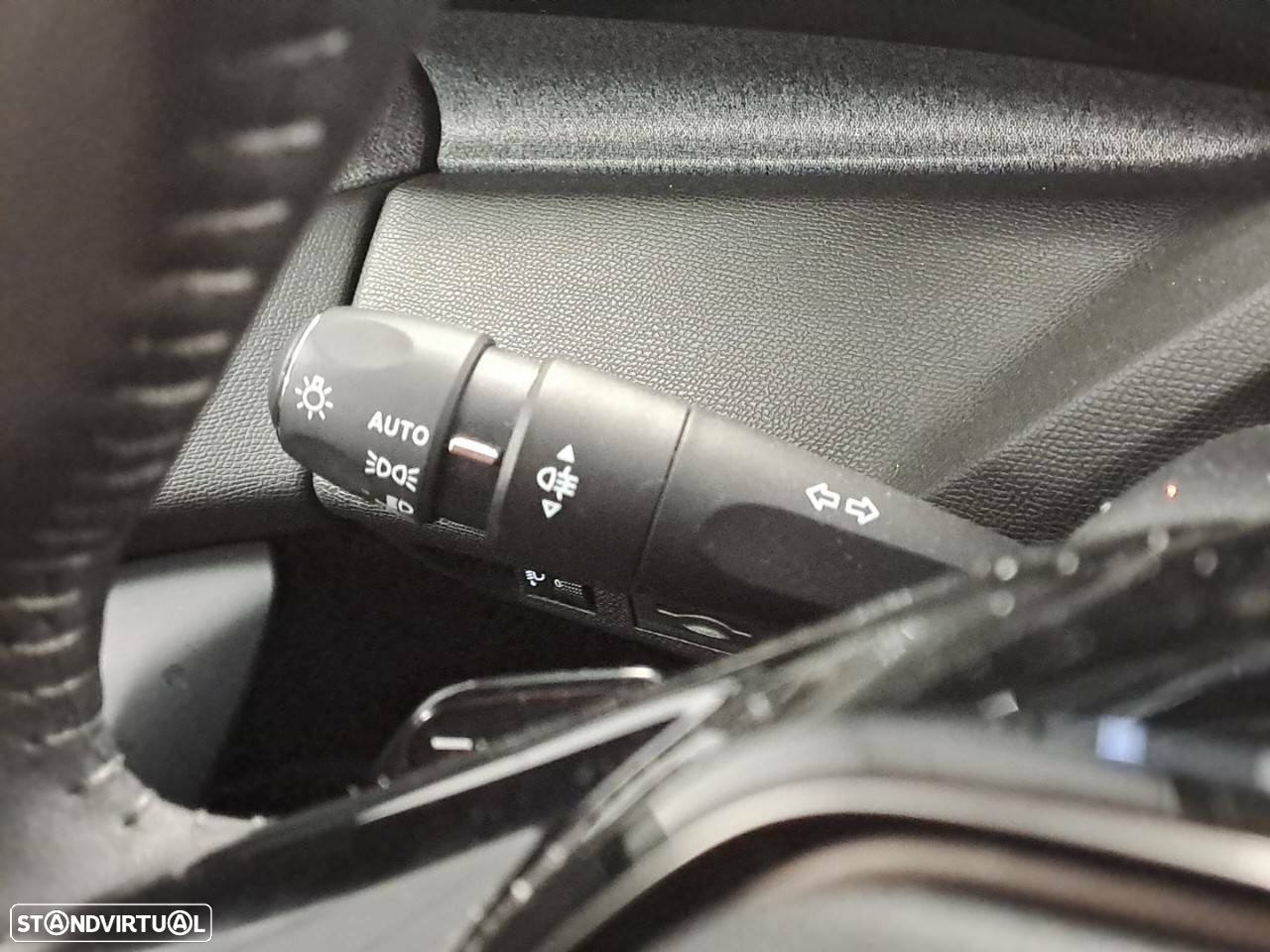 Peugeot 308 1.2 PureTech Allure EAT8 - 12