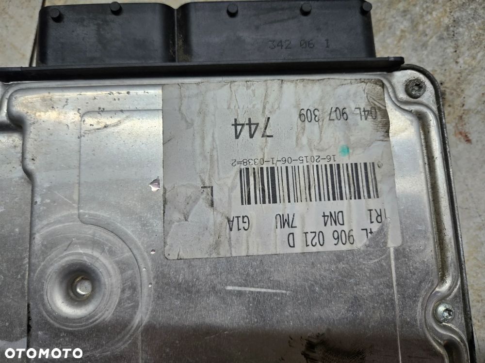 STEROWNIK SILNIKA 2.0 TDI 04L907309 0281019173 - 4