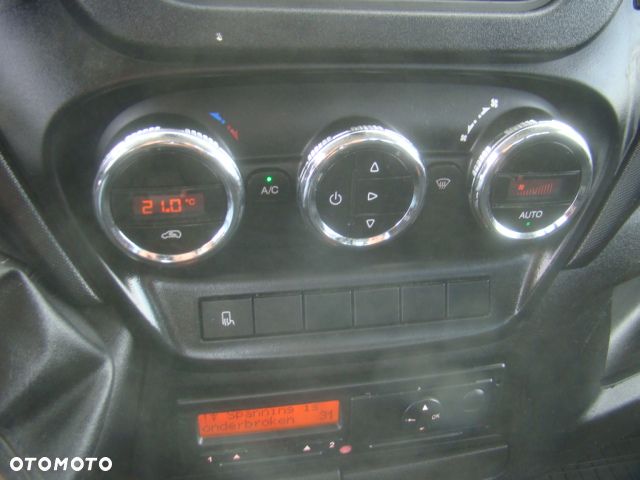 Iveco DAILY 50 C 17 3.0TDI NAJAZD AUTOMAT 3.5T 5.30M PODUSZKI - 18