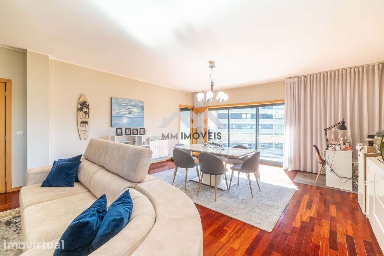 Apartamento T3 | Maia | Último Piso | 208m2 | Duas Varandas | Renovado - Grande imagem: 2/35
