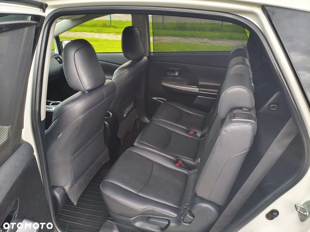 Toyota Prius+ (Hybrid) Comfort - 12