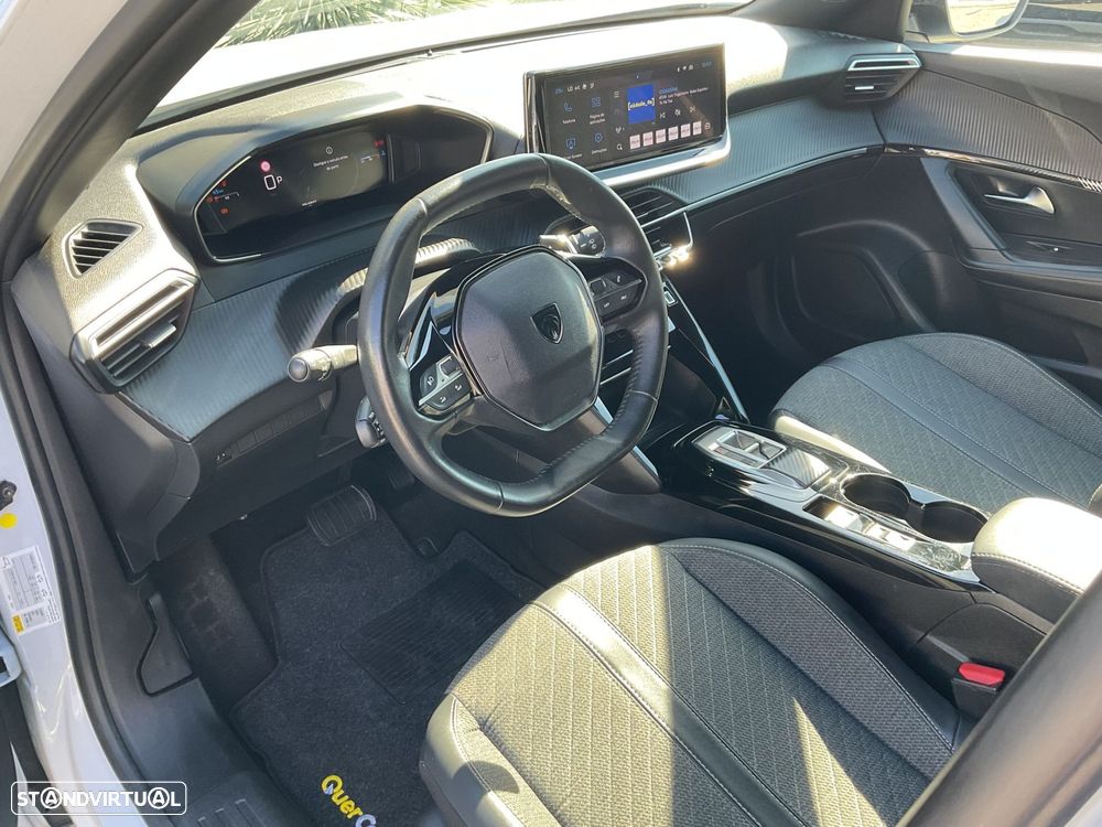 Peugeot 2008 1.2 PureTech Allure Pack - 23