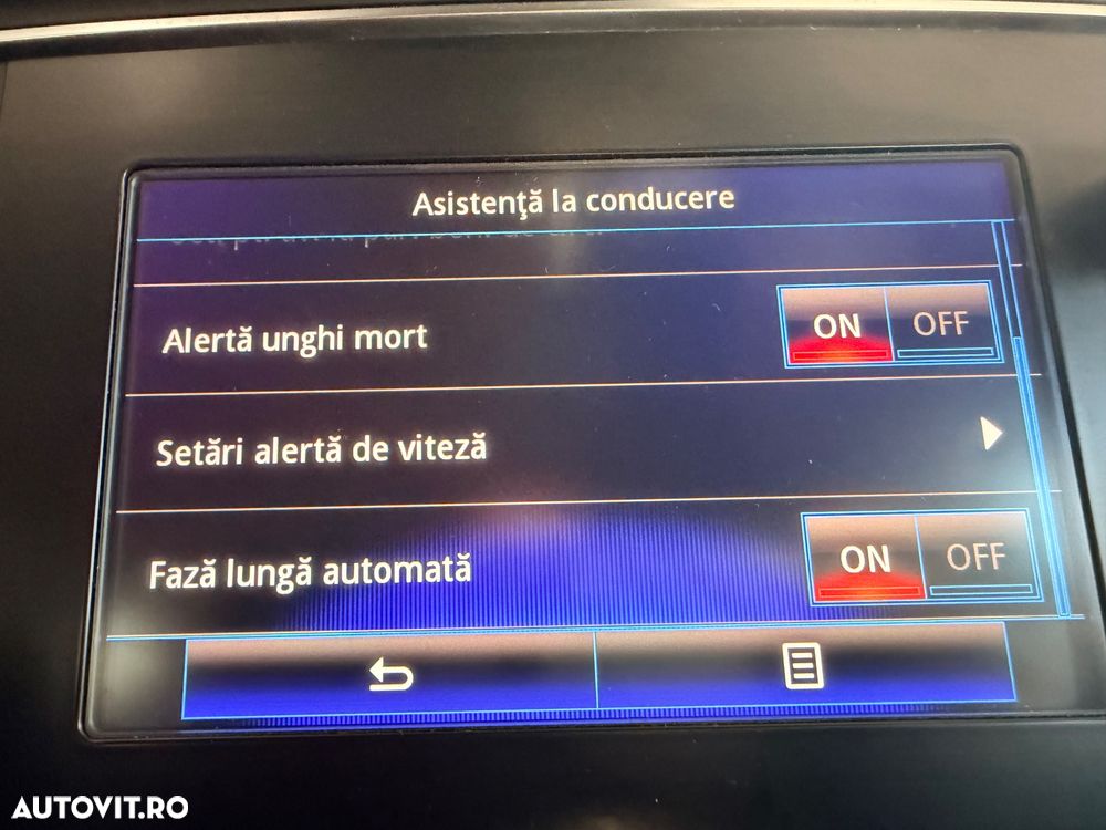 Renault Megane ENERGY dCi 110 INTENS - 19