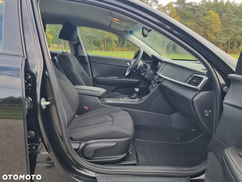 Kia Optima 1.6 T-GDI L DCT - 16
