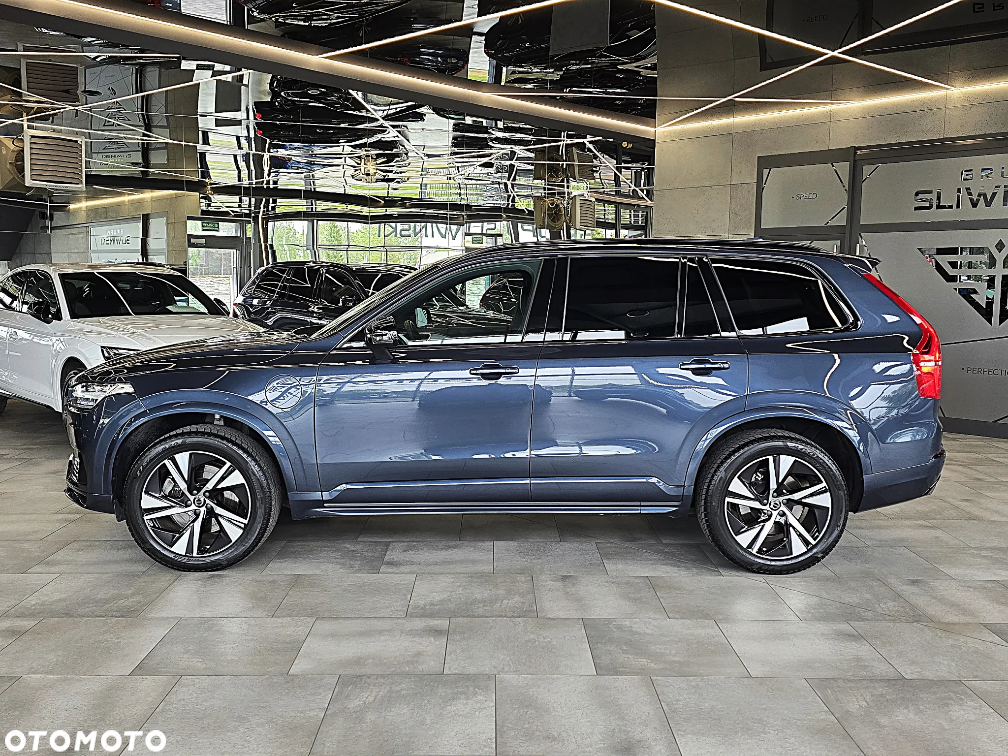 Volvo XC 90 T8 AWD Twin Engine Geartronic RDesign - 4