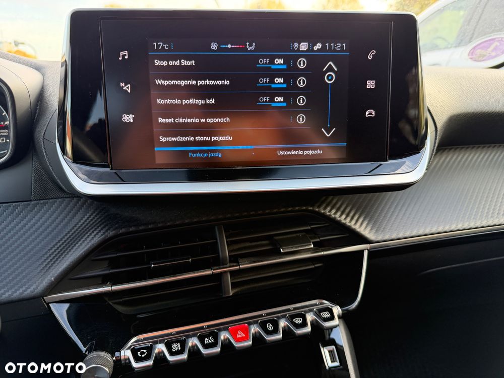 Peugeot 208 PureTech 100 Style - 31