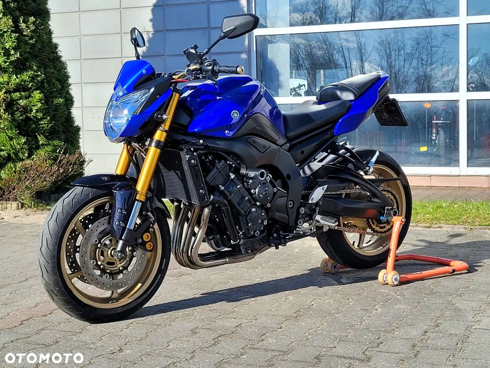 Yamaha FZ8 - 10