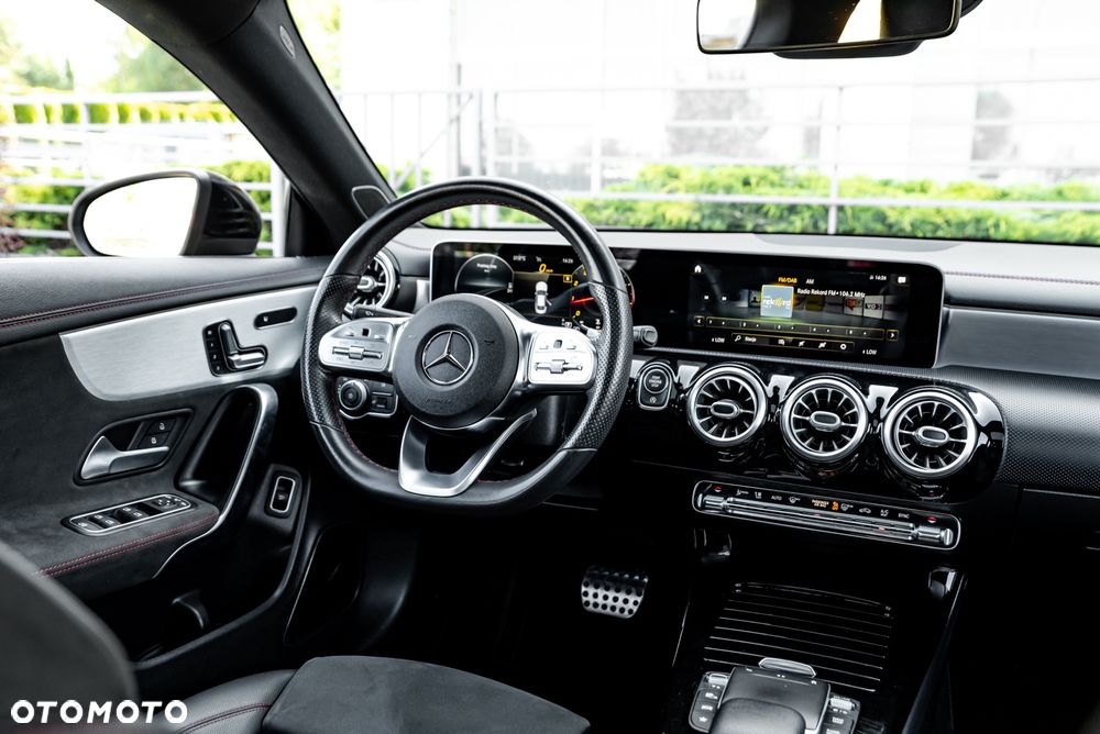 Mercedes-Benz CLA 250 4Matic 8G-DCT Edition AMG Line - 26
