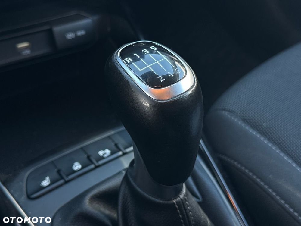 Kia Rio - 20