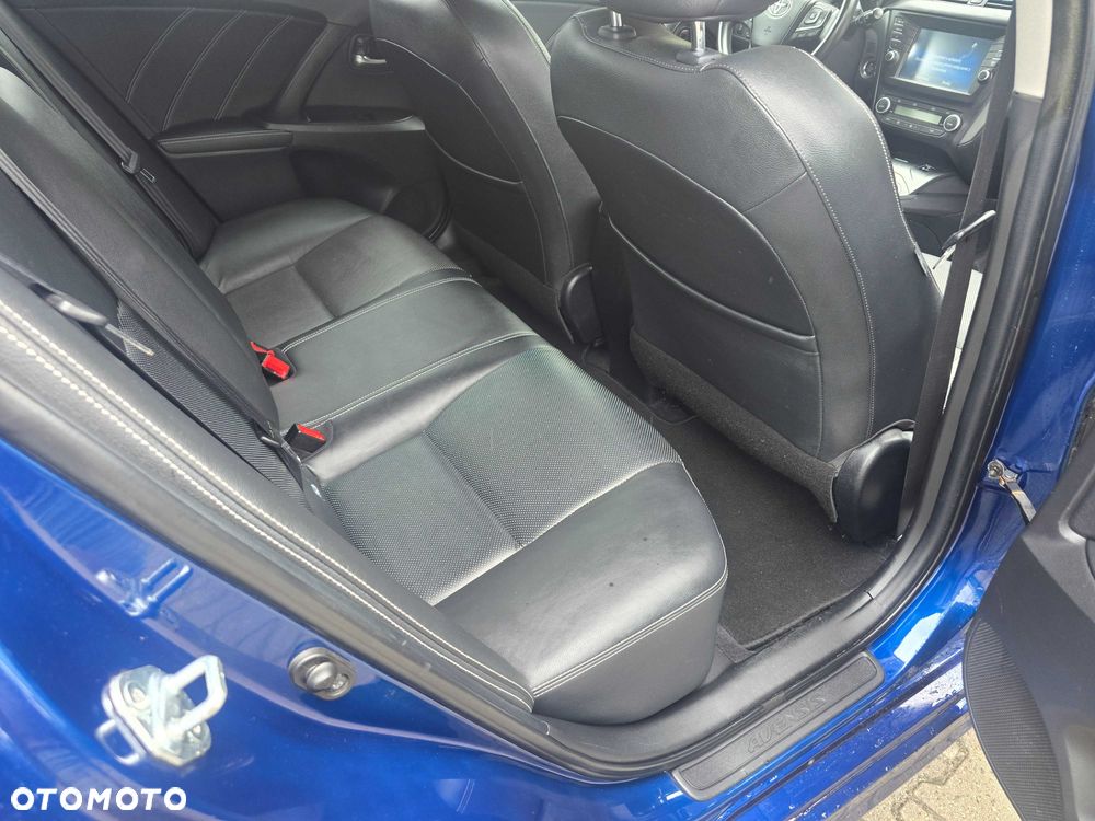 Toyota Avensis - 7