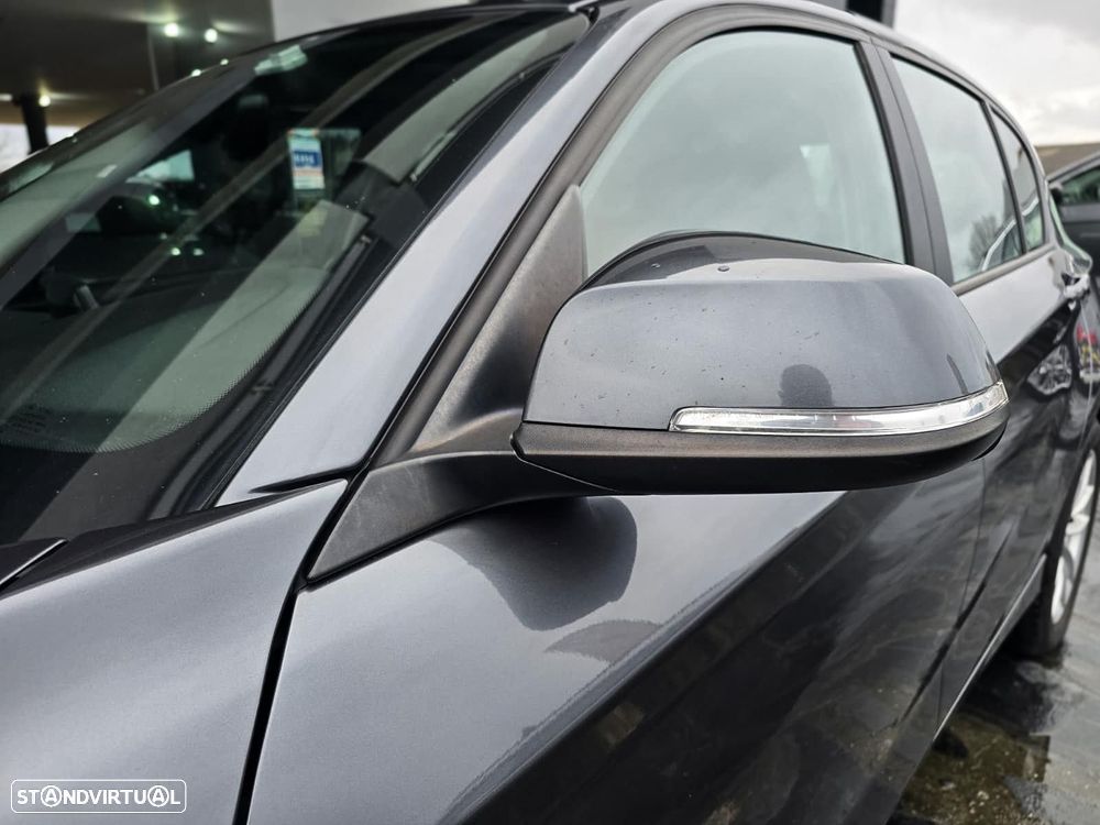 BMW 116 d Line Urban - 13