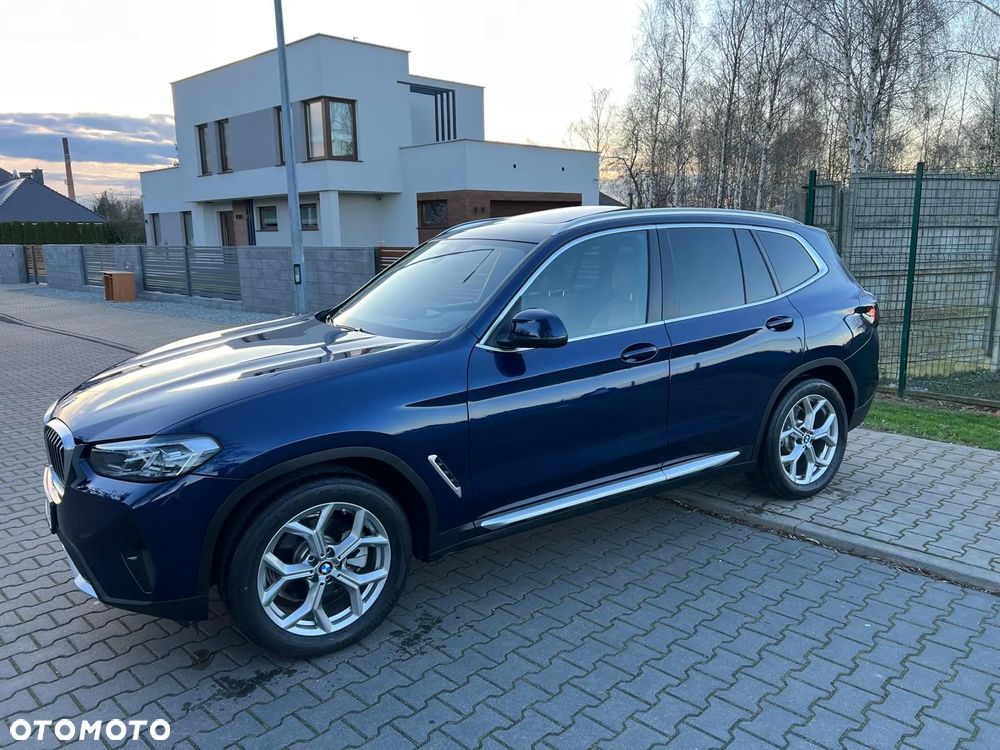 BMW X3 xDrive30i Advantage - 3