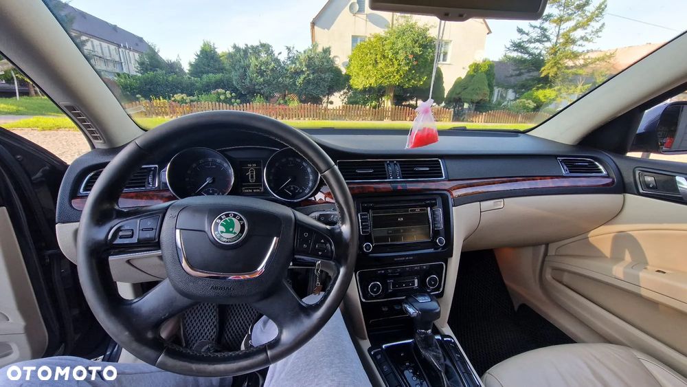Skoda Superb - 11