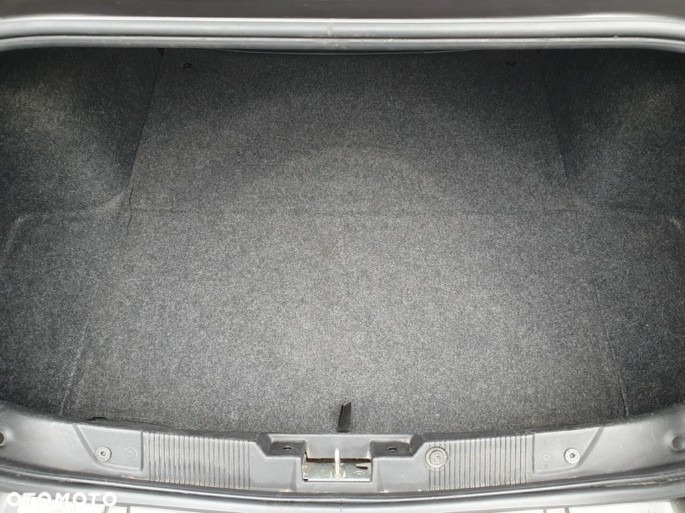 Fiat Linea 1.4 Active - 22