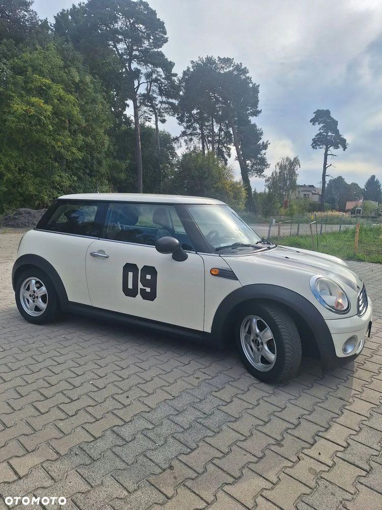 MINI ONE Standard - 5