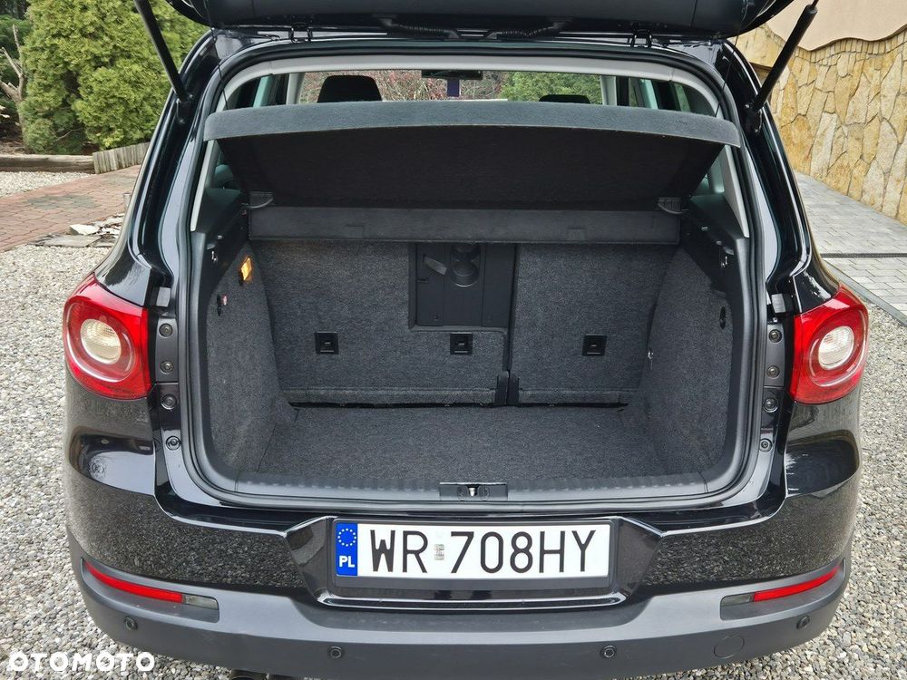Volkswagen Tiguan - 9