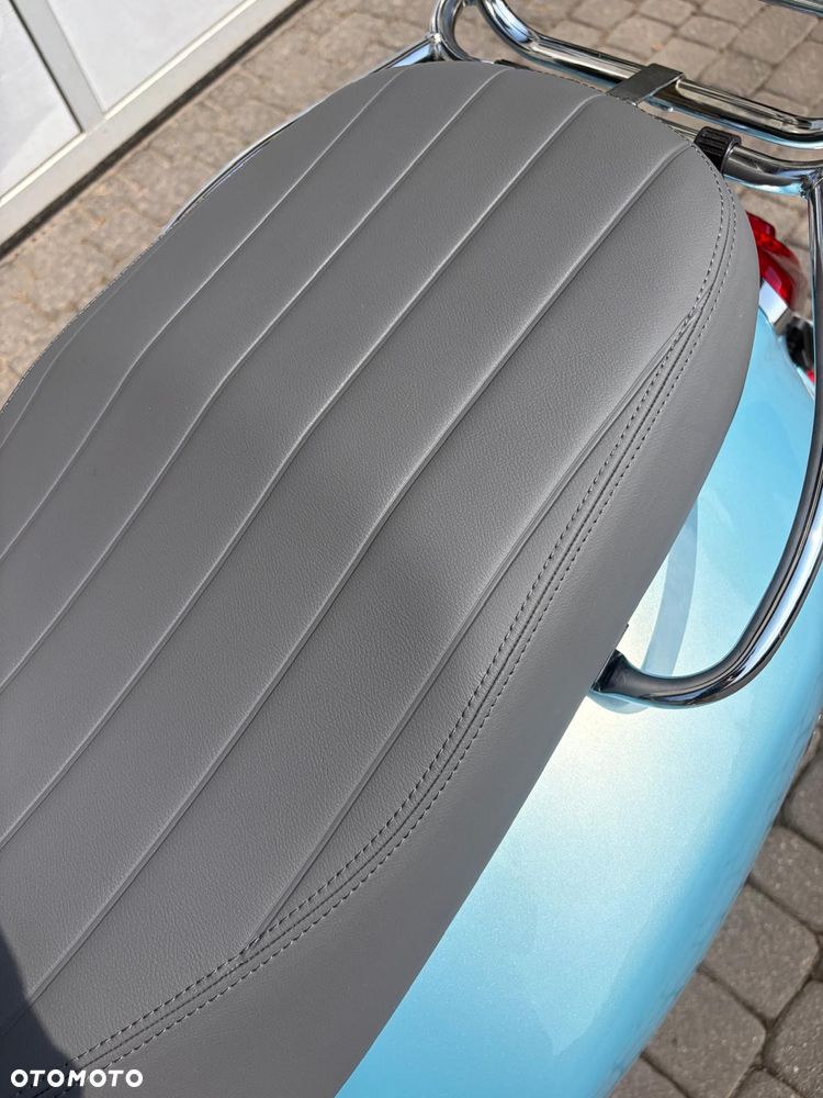 Vespa GTS - 21